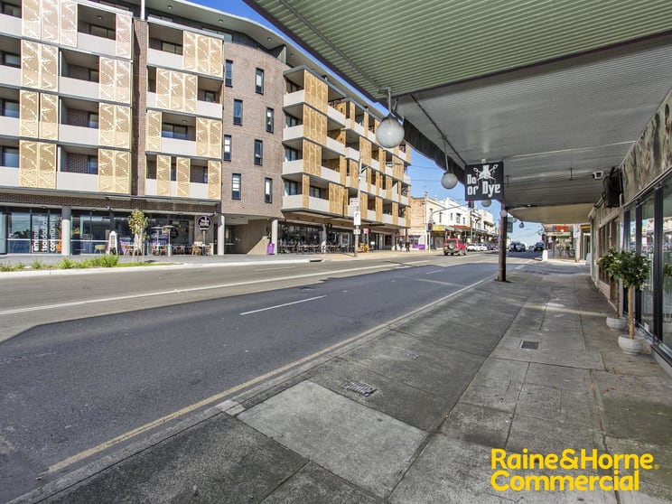 Click to view all images 401 New Canterbury Road Dulwich Hill NSW 2203 - Image 2