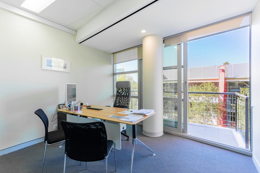 Click to view all images 3.19/4 Columbia Court Norwest NSW 2153 - Image 2