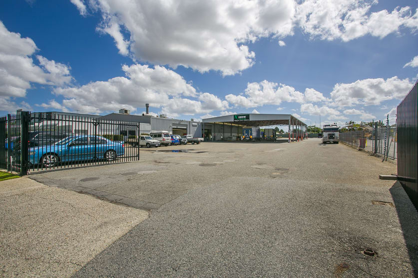 Click to view all images 17 Glassford Road Kewdale WA 6105 - Image 3