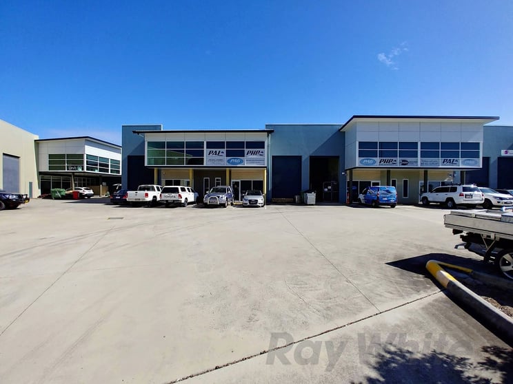 Click to view all images 7/50 Parker Court Pinkenba QLD 4008 - Image 1