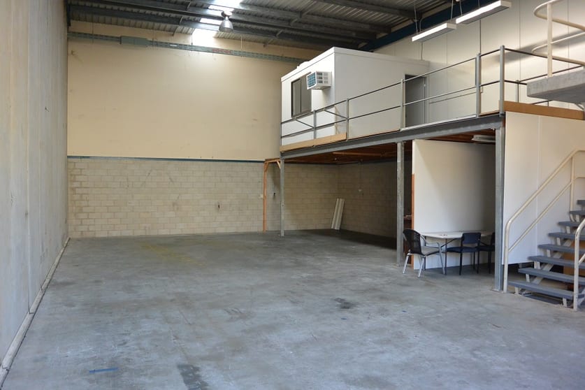 Click to view all images 20B/1 - 3 Endeavour Road Caringbah NSW 2229 - Image 2