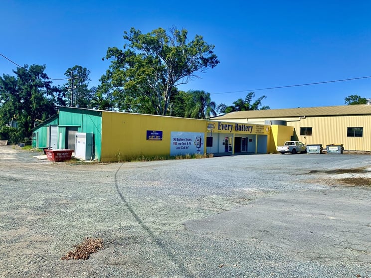 Click to view all images Unit 2A/22 Depot Road Pimpama QLD 4209 - Image 1