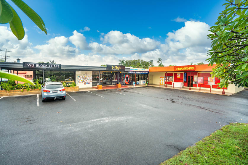 Click to view all images 3/117 Oleander Street Holloways Beach QLD 4878 - Image 3
