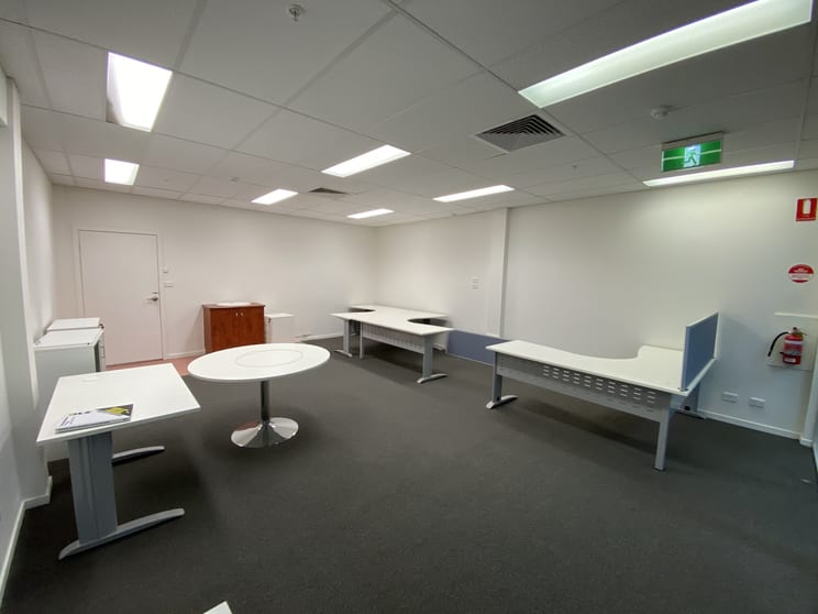 Click to view all images Suite 25/10 Moorabool Street Geelong VIC 3220 - Image 3