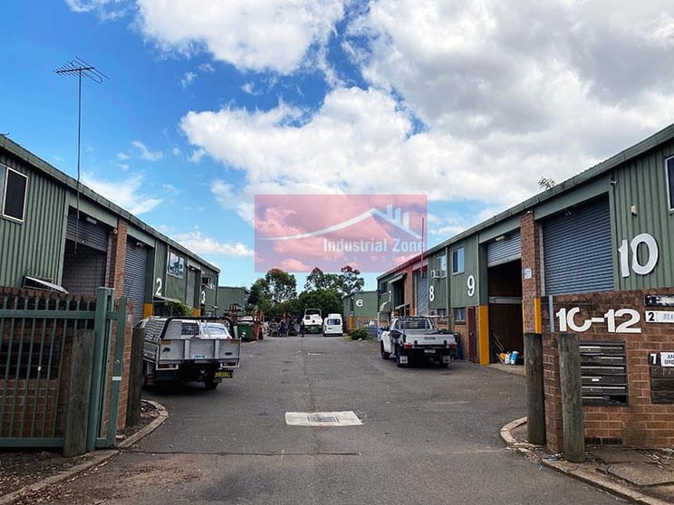 Click to view all images Unit 4/10-12 Harley Crescent Condell Park NSW 2200 - Image 2