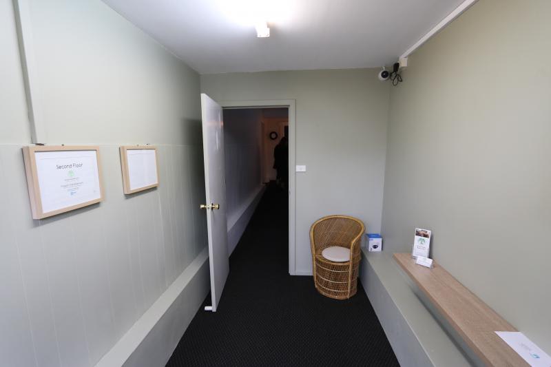 Click to view all images 4/128 St John Street Launceston TAS 7250 - Image 2