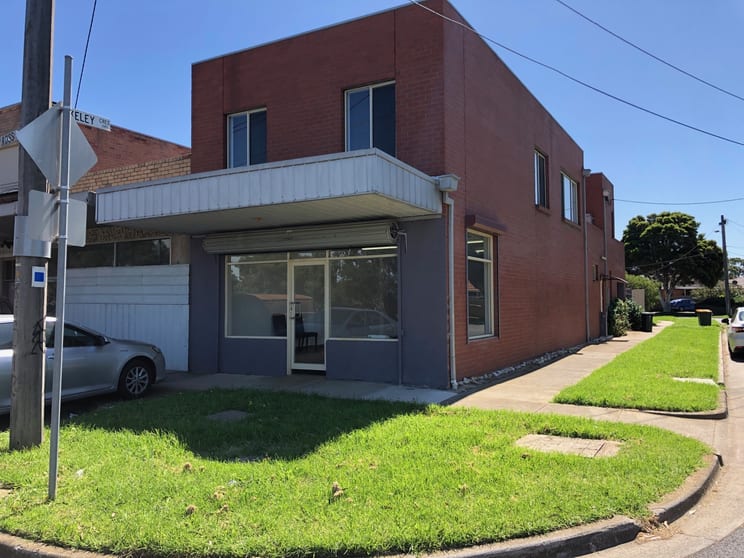 Click to view all images 25 Ross Rd Altona North VIC 3025 - Image 2