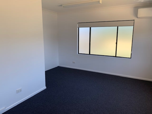 Click to view all images 46 GORDON STREET Port Macquarie NSW 2444 - Image 2