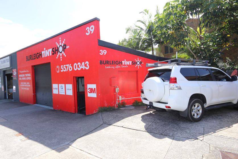 Click to view all images 1/39 West Burleigh Road Burleigh Heads QLD 4220 - Image 1