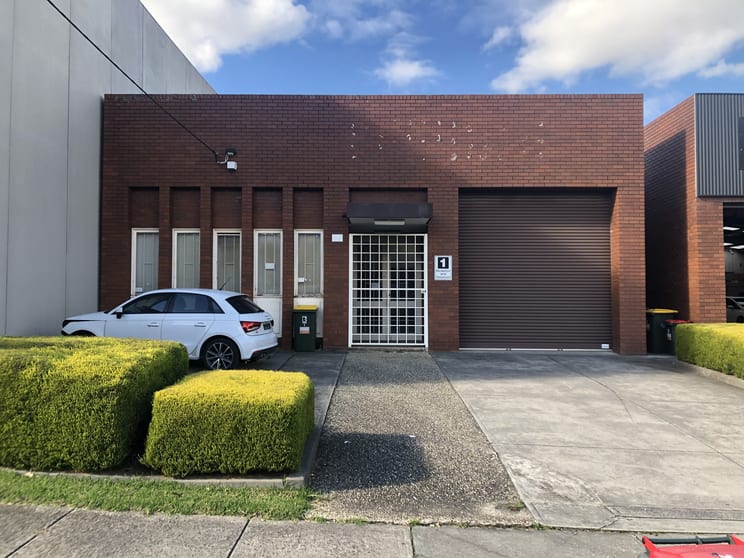Click to view all images 1 Varman Court Nunawading VIC 3131 - Image 1