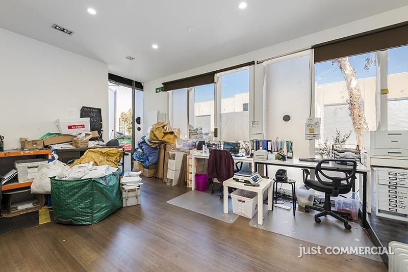 Click to view all images 5/282-284 Chesterville Road Moorabbin VIC 3189 - Image 3