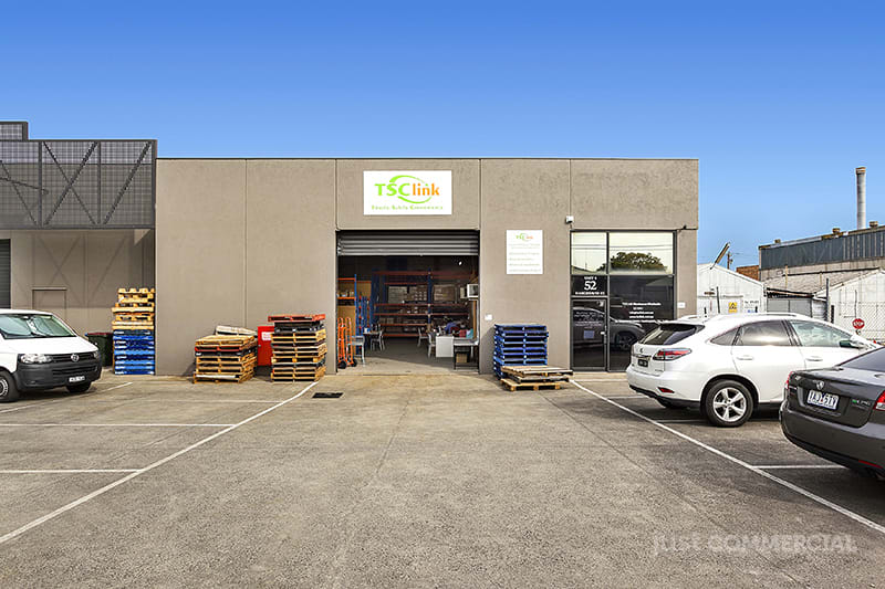 Click to view all images 52 Hargreaves Street Huntingdale VIC 3166 - Image 1