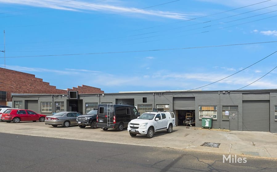 Click to view all images 2,3 &5/16 Korong Road Heidelberg West VIC 3081 - Image 3