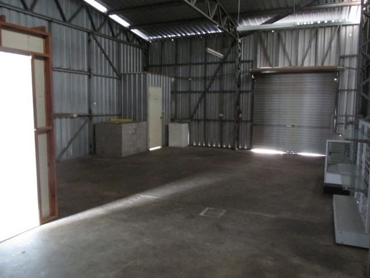 Click to view all images B4/84 Boat Harbour Drive Pialba QLD 4655 - Image 1