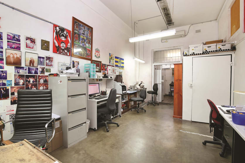 Click to view all images 118 Crown Street Wollongong NSW 2500 - Image 3