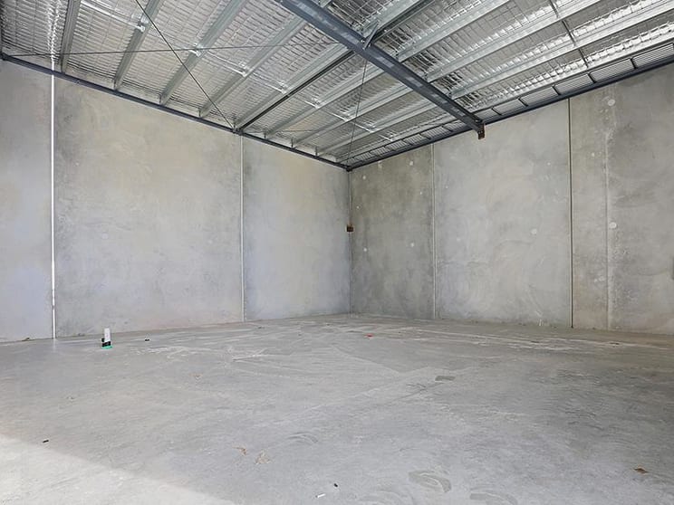 Click to view all images Unit 2, 65 Leather Street Breakwater VIC 3219 - Image 2