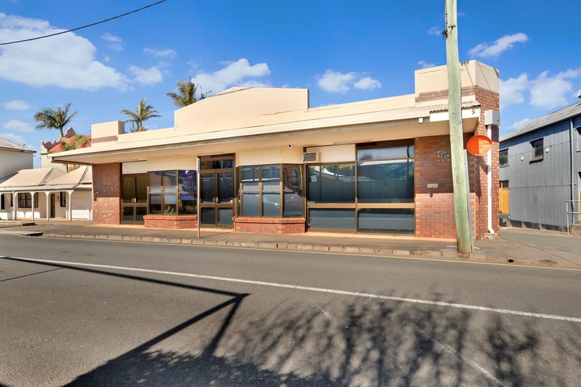 Click to view all images 2C Station Street Toowoomba City QLD 4350 - Image 1