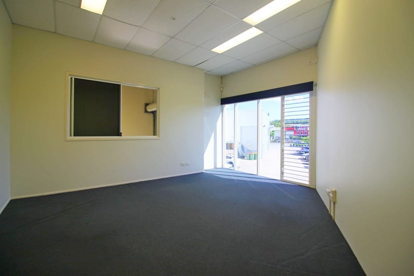 Click to view all images 5/492 Scottsdale Drive Burleigh Heads QLD 4220 - Image 2