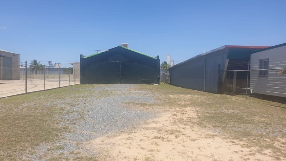 Click to view all images 35b Park Street Rockhampton QLD 4701 - Image 2