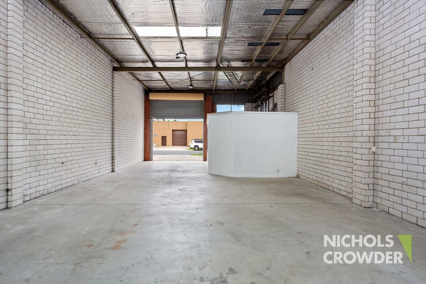 Click to view all images 2/80 Voltri Street Mentone VIC 3194 - Image 2