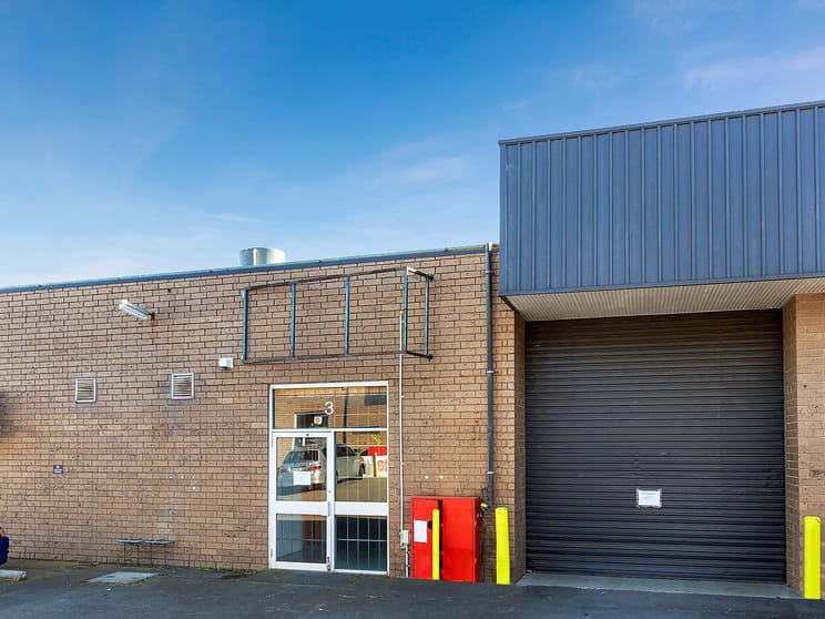Click to view all images Unit 3/2 Macquarie Place Boronia VIC 3155 - Image 1