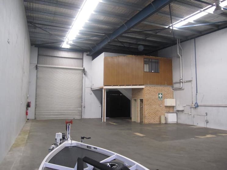 Click to view all images Unit 7/16-18 Barry Road Chipping Norton NSW 2170 - Image 3