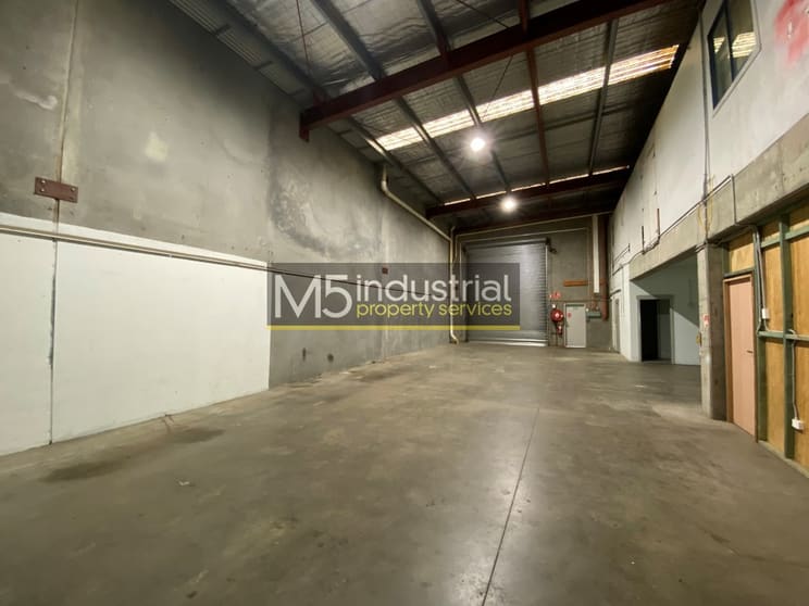 Click to view all images 1/341 Milperra Road Milperra NSW 2214 - Image 3