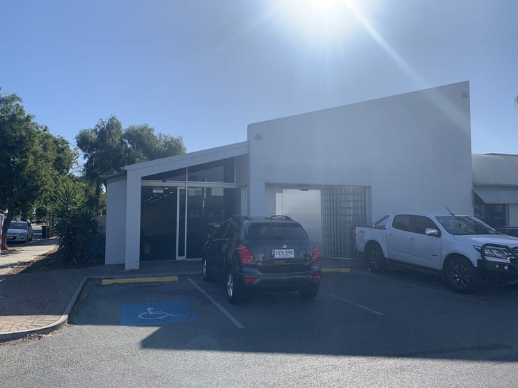 184 Findon Rd Findon SA 5023 - Image 2