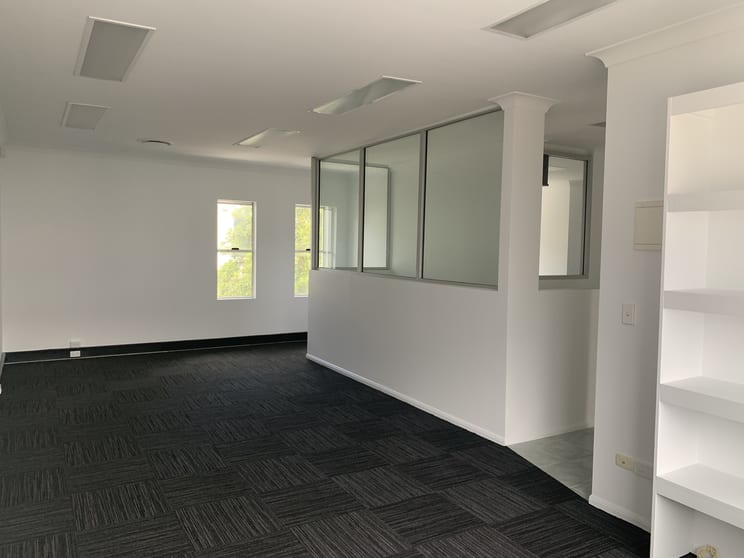 Click to view all images 3/18 Lake Street Varsity Lakes QLD 4227 - Image 1