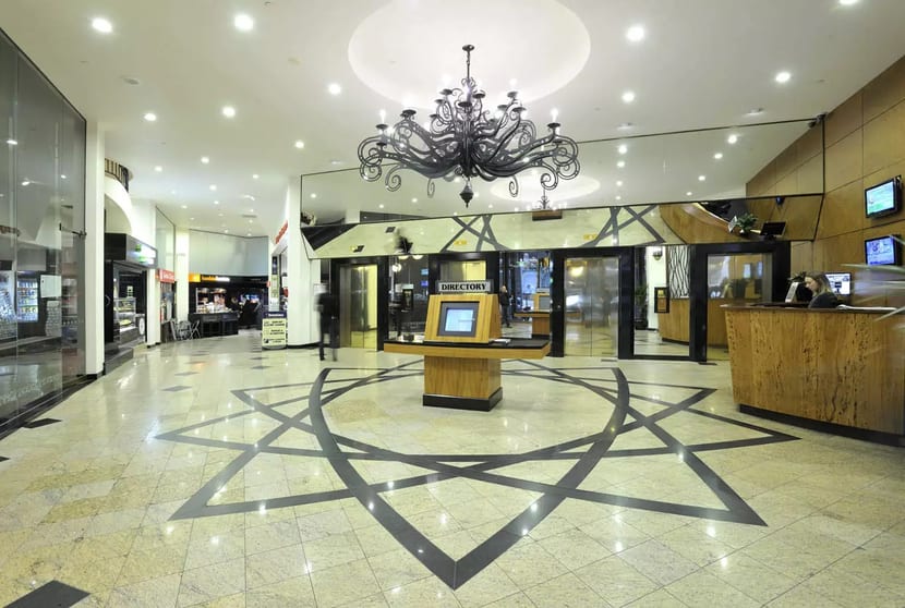 Click to view all images 405/530 Little Collins Street Melbourne VIC 3000 - Image 3