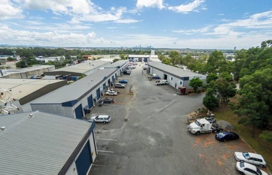 Click to view all images 3A/31 Rudman Parade Burleigh Heads QLD 4220 - Image 2