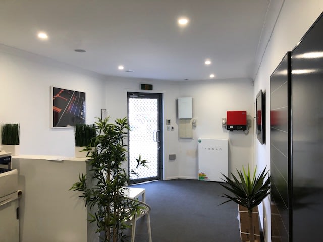 Click to view all images 2/55 Neumann Road Capalaba QLD 4157 - Image 2