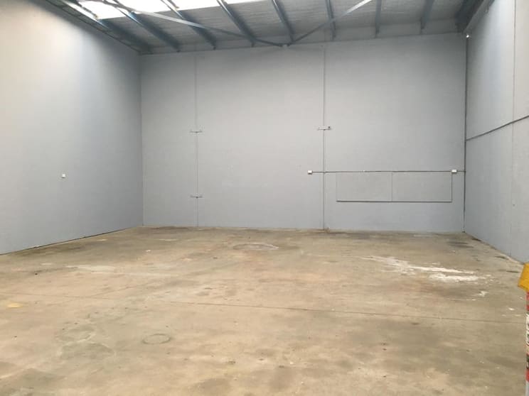 Click to view all images 4/25 Glenelg Street Coolaroo VIC 3048 - Image 3