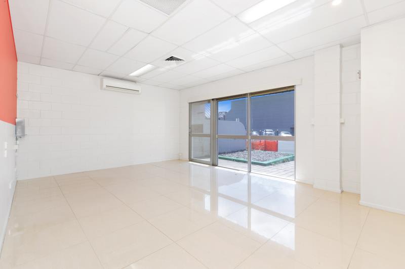 Click to view all images WHOLE OF PROPERTY/110 Alma Street Rockhampton City QLD 4700 - Image 2
