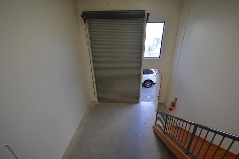 Click to view all images Burleigh Heads QLD 4220 - Image 1