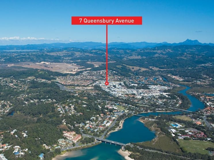 7 Queensbury Avenue Currumbin Waters QLD 4223 - Image 2