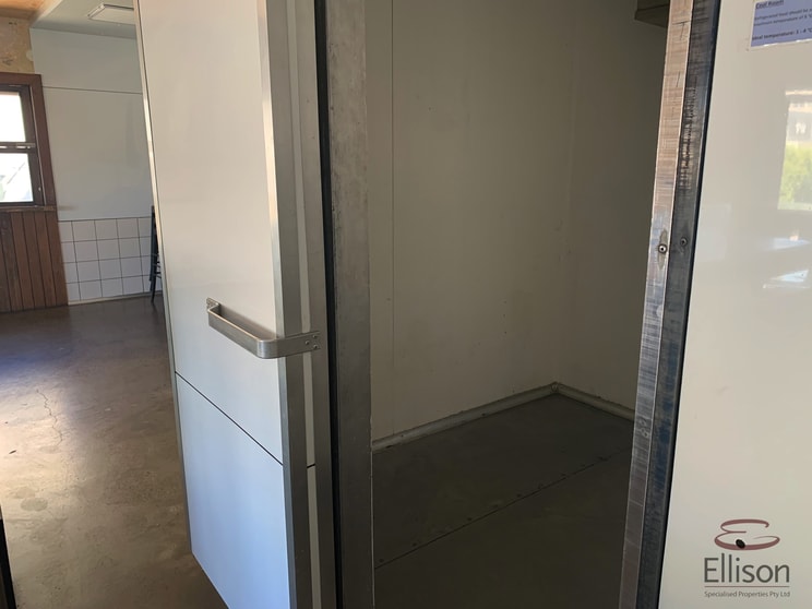 Click to view all images Unit 1 (a) 17 Manufacturer Drive Molendinar QLD 4214 - Image 3