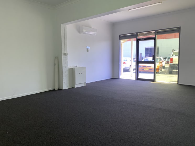 Click to view all images 6/139 Minjungbal Drive Tweed Heads South NSW 2486 - Image 2
