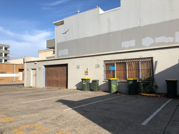 Rear of 46 Beach Street Frankston VIC 3199 - Image 1