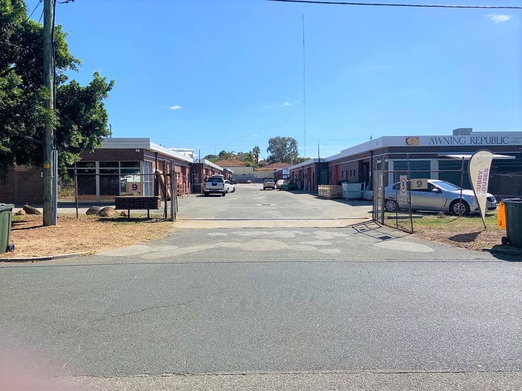 Click to view all images 12/9 Milford Street East Victoria Park WA 6101 - Image 1