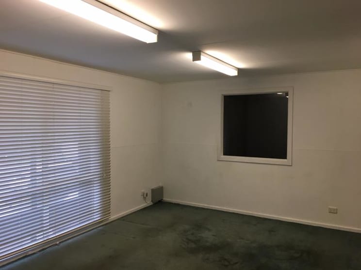 Click to view all images 43 Terracotta Drive Nunawading VIC 3131 - Image 3