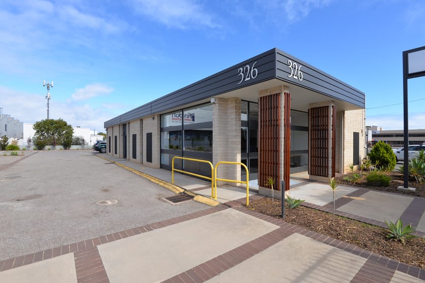 Click to view all images 326 Grange Road Kidman Park SA 5025 - Image 2