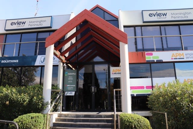 Click to view all images 3/311-313 Main Street Mornington VIC 3931 - Image 2