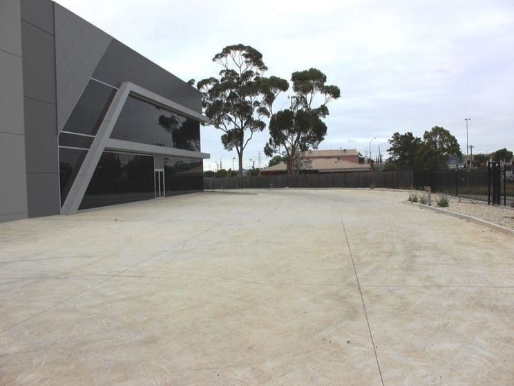260 Fairbairn Road Sunshine West VIC 3020 - Image 2