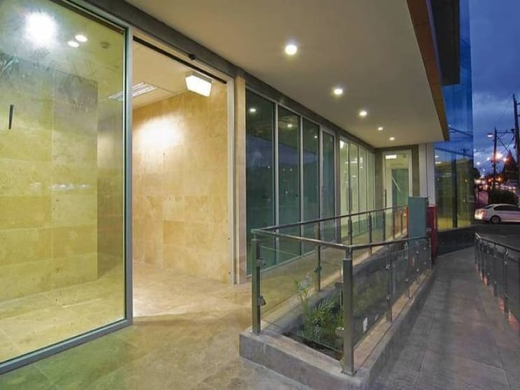 6/207-211 Buckley Street Essendon VIC 3040 - Image 2