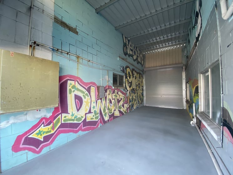 Click to view all images 5a/18 Mountain View Road Miami QLD 4220 - Image 3