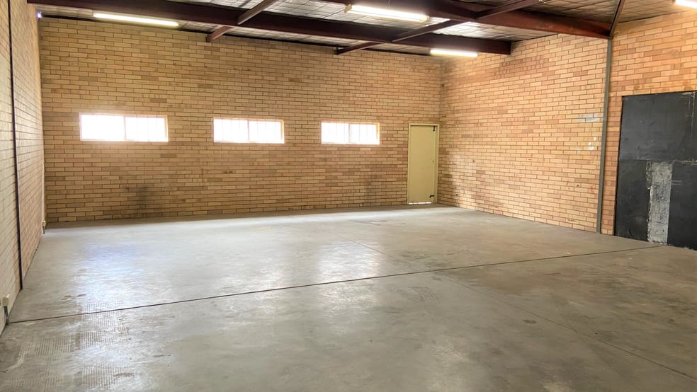 Click to view all images 16/9 Milford Street East Victoria Park WA 6101 - Image 3