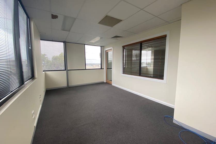 Click to view all images 1/26-28 Abbott Road Hallam VIC 3803 - Image 3