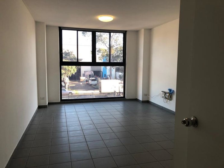 Click to view all images Unit 3 & 4/4-8 Richmond Road Homebush NSW 2140 - Image 3