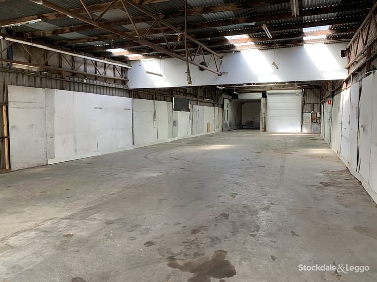 Click to view all images 40 Benalla Road Shepparton VIC 3630 - Image 2